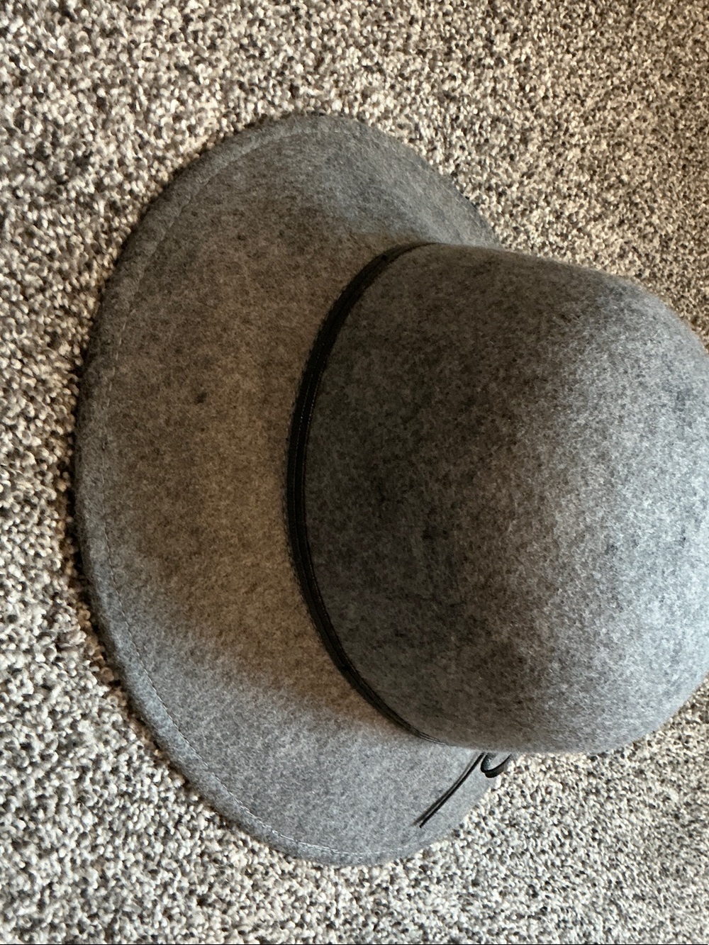 Nine West Gray Felt Fedora with Black Inner Band